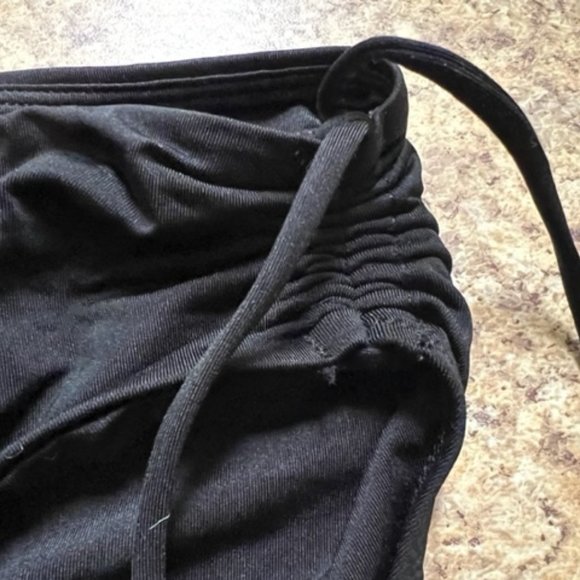 Athleta Black Bikini Top and Bottom 36 B/C Medium Bottoms Side Ruche - Picture 6 of 7
